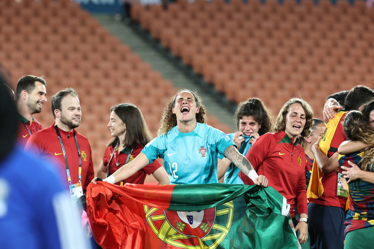 Histórico! Portugal bate Camarões e garante apuramento inédito para o  Mundial de futebol feminino - Seleção Feminina - Jornal Record